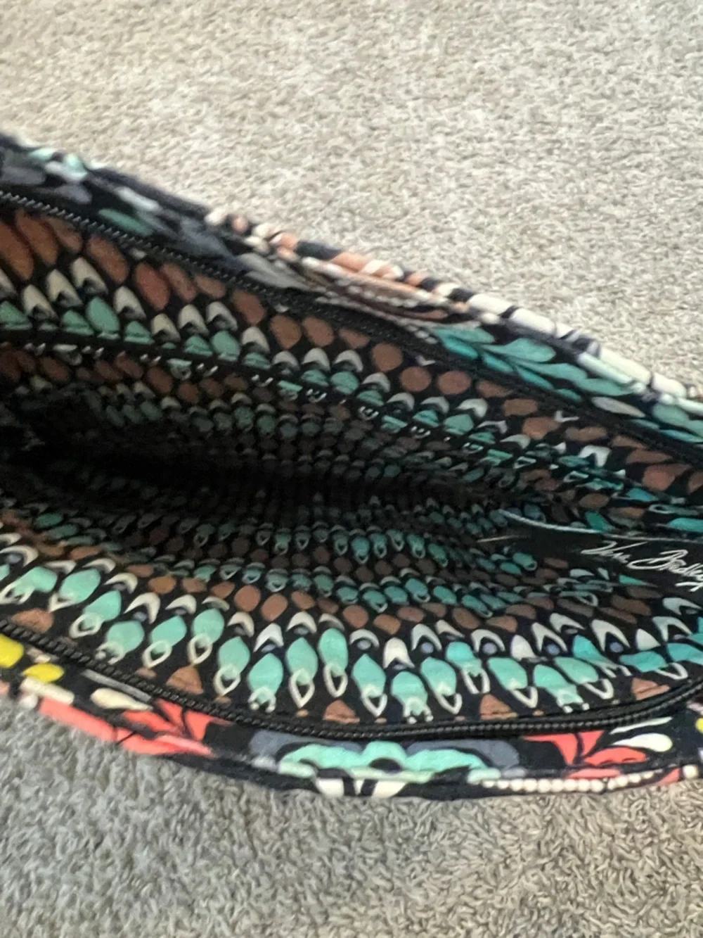 Vera Bradley Sierra Bundle 2 Pc Tote‎ + Crossbody Floral Medallion Travel Bag